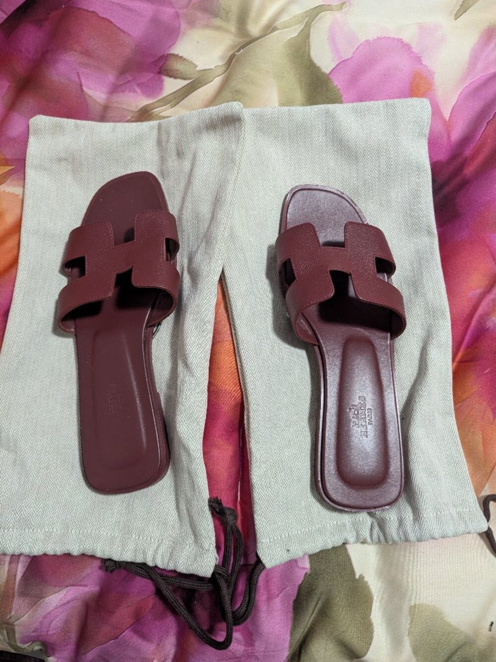 Red Oran Sandals 39 EU (8 US)